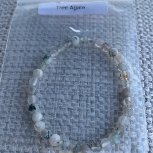 Mini energy healing bracelets for children - Picture 3 of 9